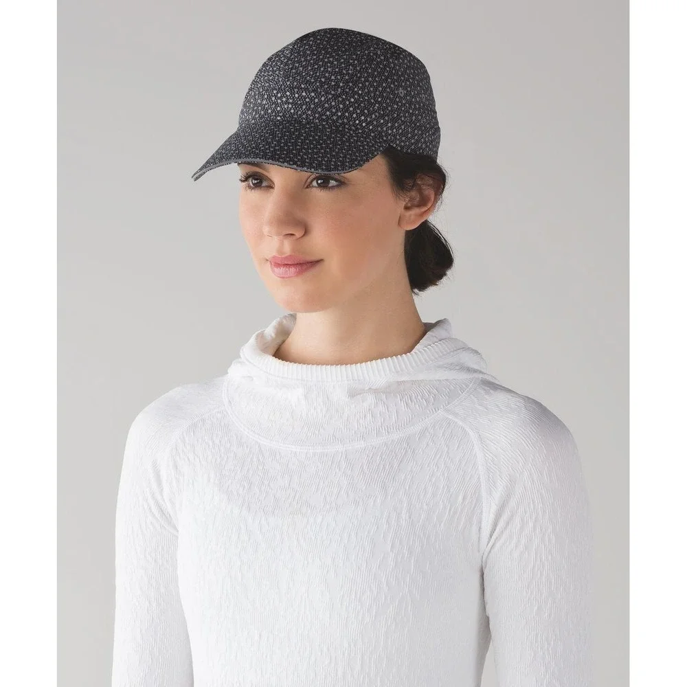 Lululemon Race to Place Run Hat 2.0 Reflective Lightweight Swift fabric